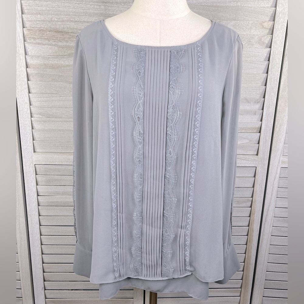WHITE HOUSE BLACK MARKET Long Sleeve Blouse Pleated Double Layer w Lace Gray-12